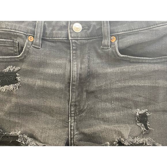 American Eagle Next Level Black Distressed Frayed Hem Denim Shorts Size 6 - Picture 11 of 12